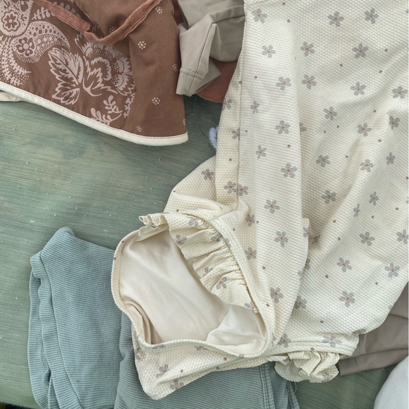 Baby and toddler swimsuits, excellent used condition - Picture 7 of 7